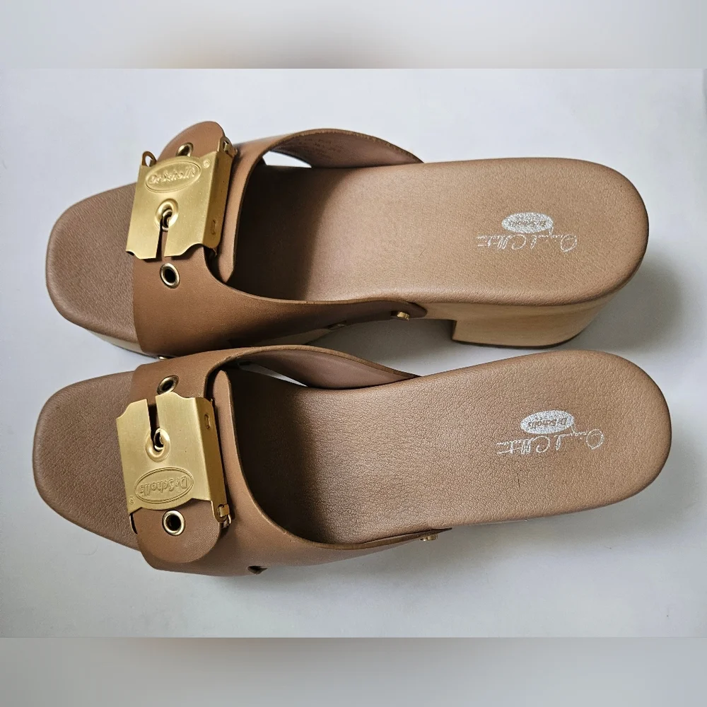 Dr. Scholl's Tan Sandals with Leather Straps and Wooden Sole - Picture 8 of 14